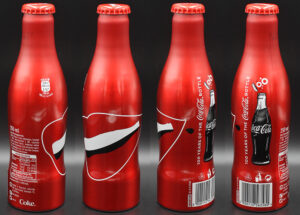 Coca-Cola / 100 Yeras Of Contour Bottle / Smile Image