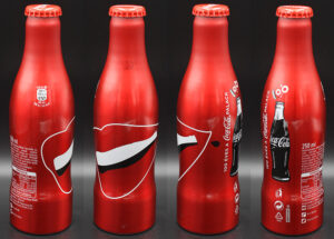 Coca-Cola / 100 Years Of Contour Bottle / Smile Image