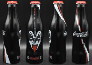 Coca-Cola / Kiss Image