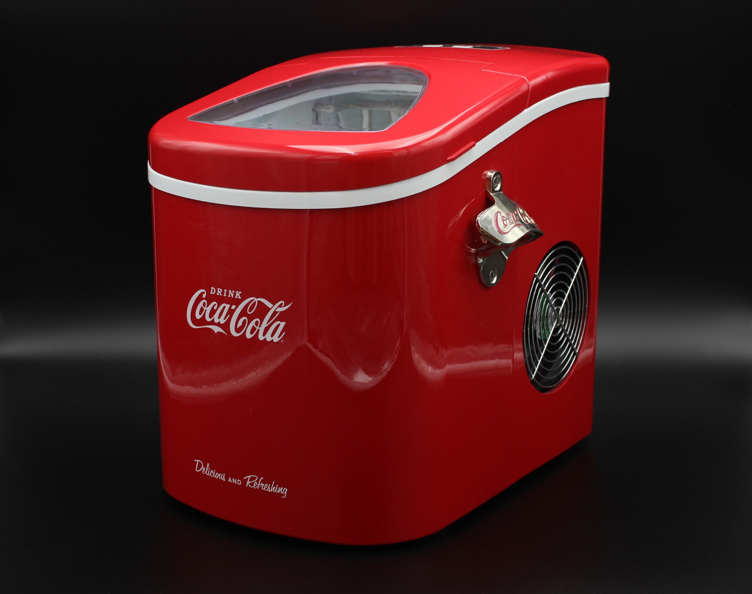 Coca-Cola / Ice Machine Image