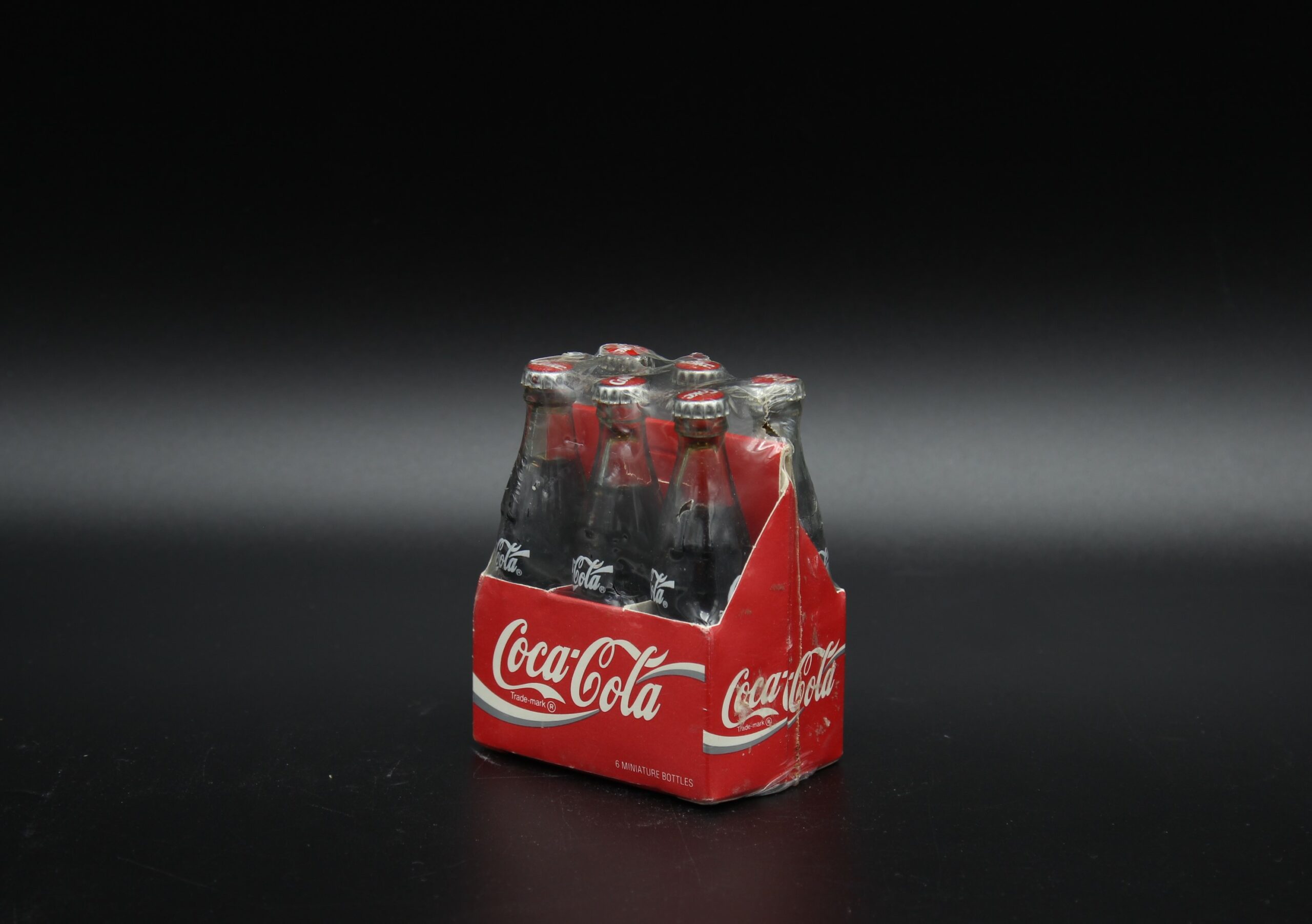 Coca-Cola / Mini Bottles / 6 Pack Paper Carrier Image