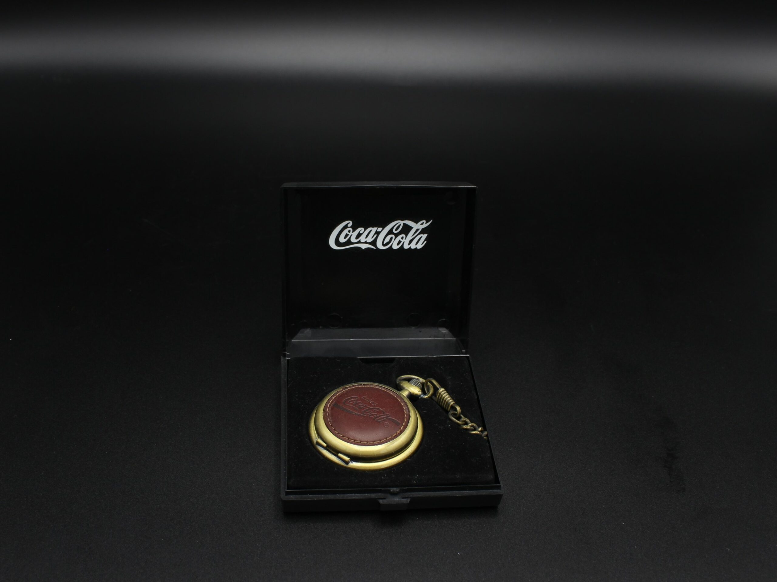 Coca-Cola / Pocket Watch Gold With Leather Image