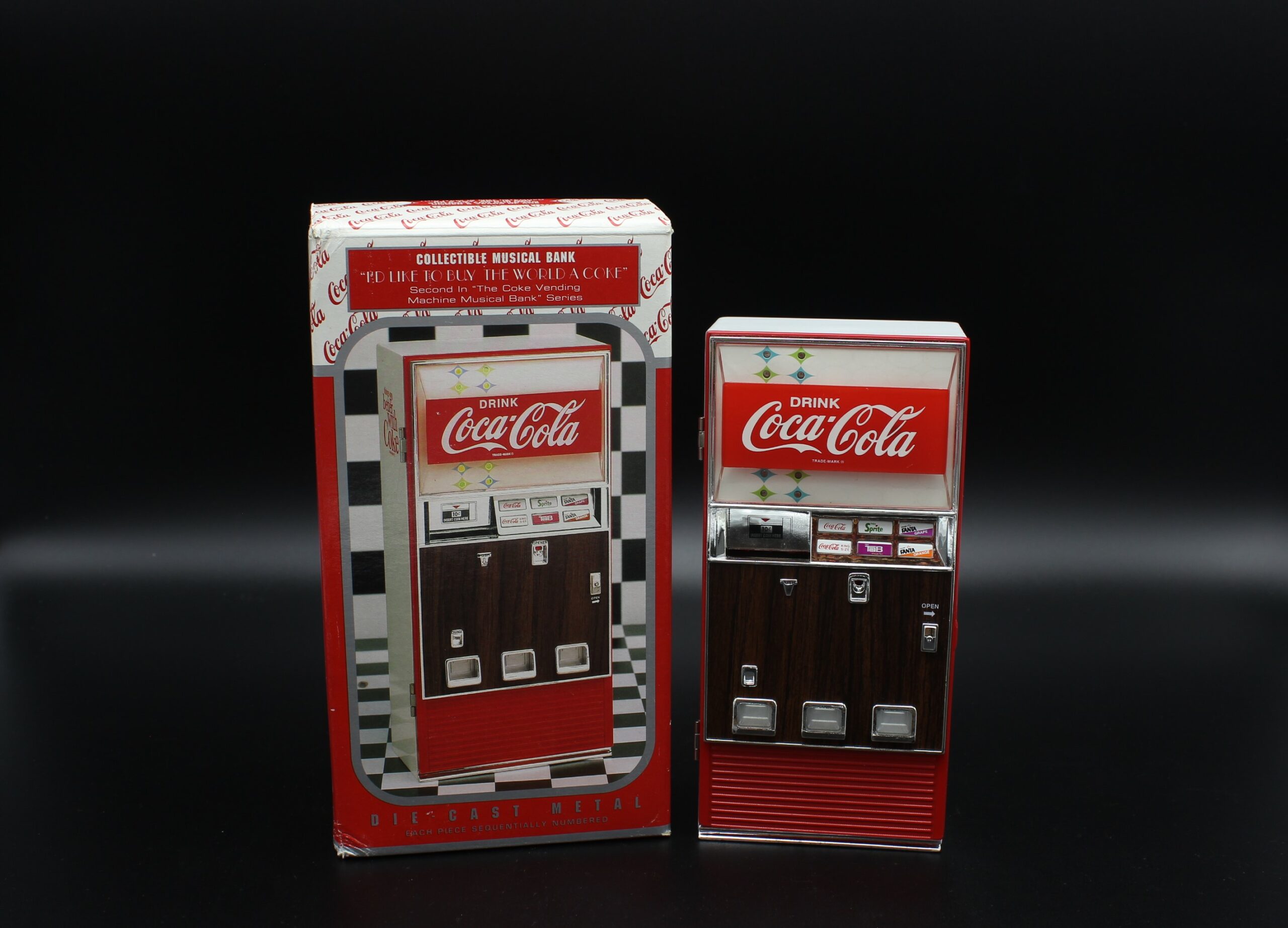 Coca-Cola / The Coke Vending Machine Musical Bank Image