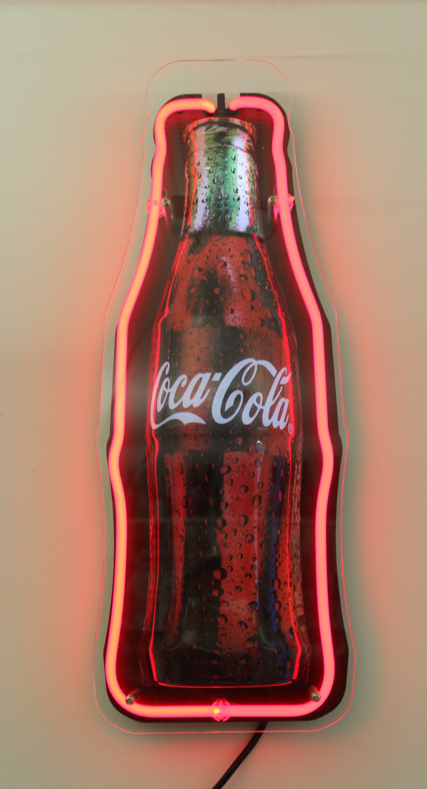 Coca-Cola / Lighted Sign Contour Bottle Red Neon Image