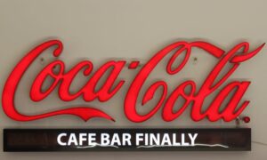 Coca-Cola / Lighted Sign Cafe Bar Image