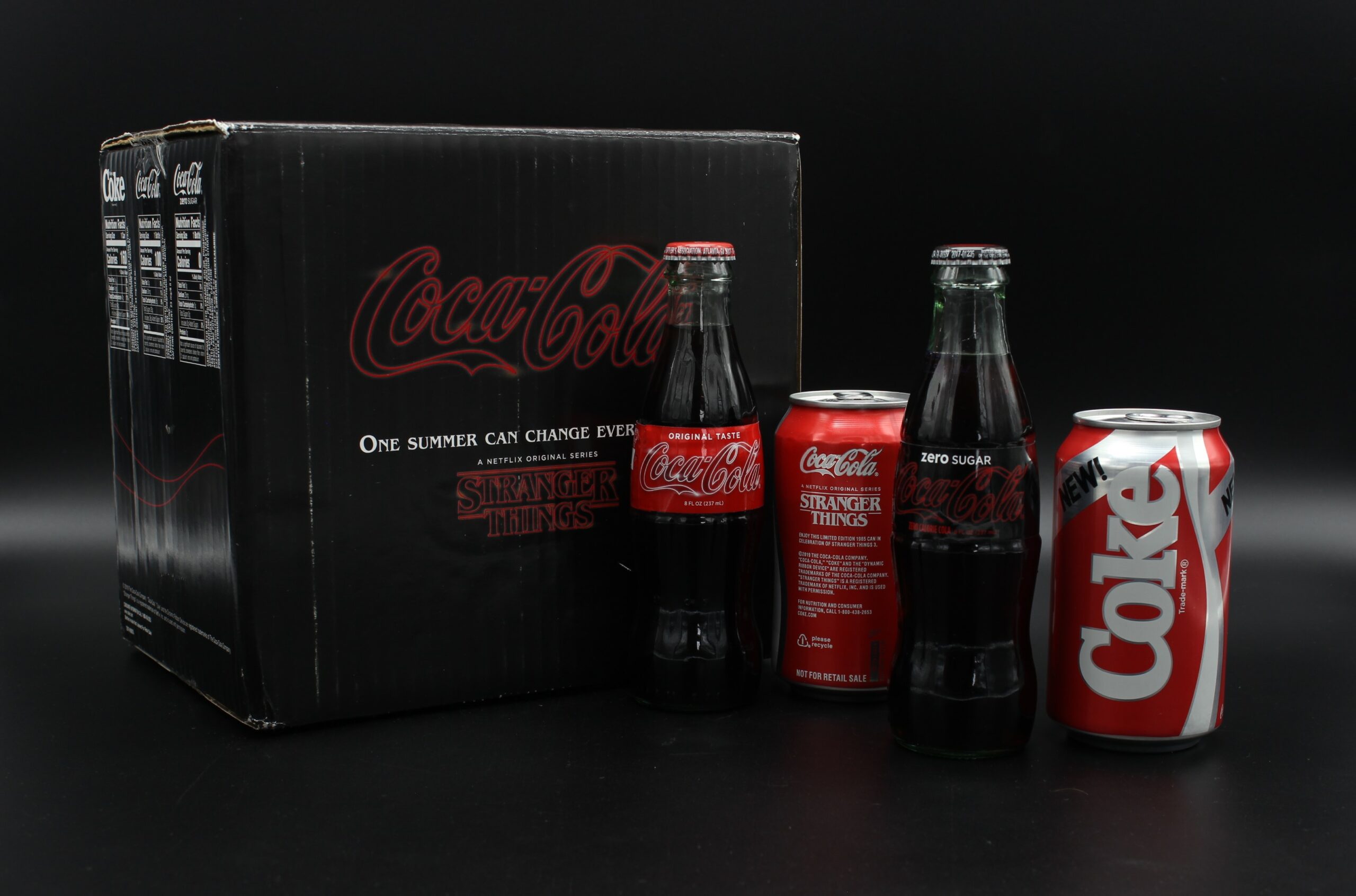 Coca-Cola / Stranger Things Bottle & Can Box Image