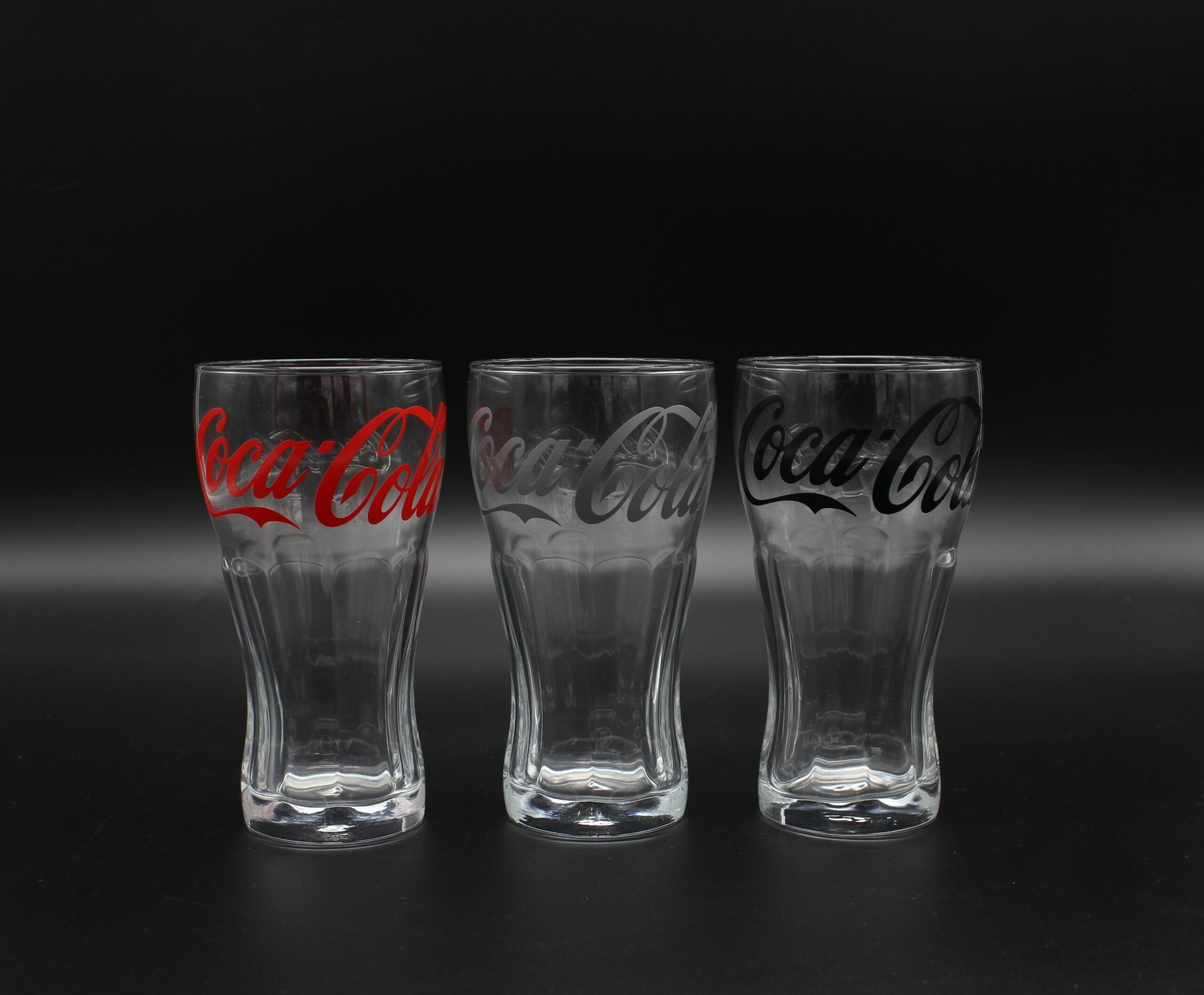 Coca-Cola / Glasses Contour Red Silver Black Image