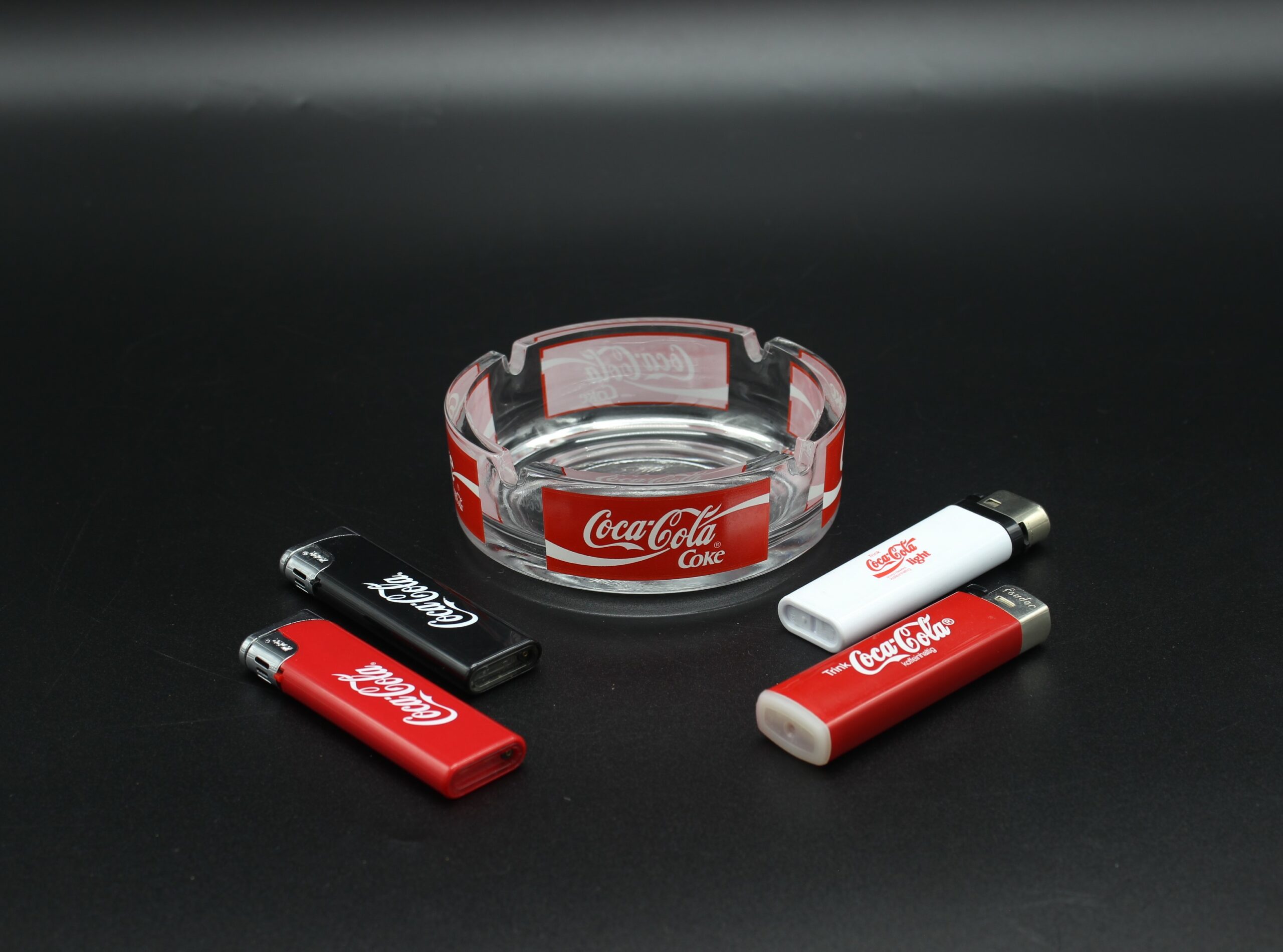 Coca-Cola / Ashtray And Lighters Image