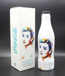 Coca-Cola / Audrey Hepburn / Box Image