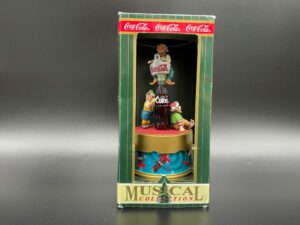 Coca-Cola / Musical Collection / Bottle & Christmas Elves Image