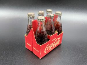 Coca-Cola / Mini Bottles / 6 Pack Paper Carrier Image