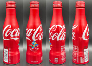 Coca-Cola / Be A Gift To The World / Club Bottle Image