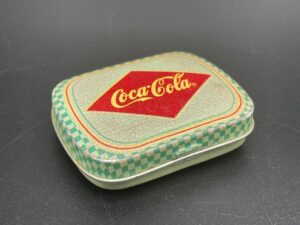 Coca-Cola / Pill Box Metal Image