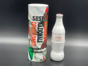 Coca-Cola / Glas Bottle With Box / Memorabilia Club 3.0 / Sesto Raduno Nationale Collezionisti Image