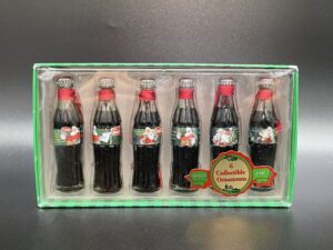 Coca-Cola / Mini Bottles / Santa / Series One Image