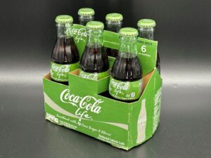 Coca-Cola Life / 6 Pack / Glass Bottles Image