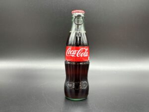 Coca-Cola / Pull Cap Glass Bottle Image