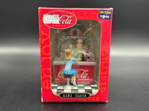 Coca-Cola / Mini Clock / Man & Woman At The Counter Image