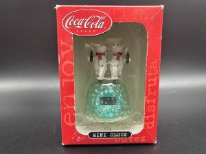 Coca-Cola / Collectibles Mini Clock / Polar Bear Cubs On Ice / Digital Image