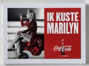 Coca-Cola / Ik Kuste Marilyn / Paper Postcard Image