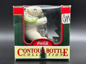 Coca-Cola / Contour Bottle Collection / Plush Polar Bear Image