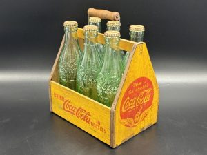 Coca-Cola / Wood Bottle Carrier / Pause...Go Refreshed Image