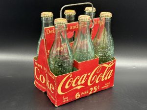 Coca-Cola / 6 Pack Cardboard Carrier / With Wire Handle Image
