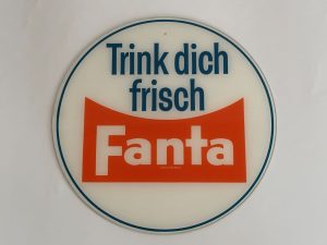 Fanta / Trink Dich Frisch / Glass Sign Image