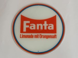 Fanta / Limonade Mit Orangensaft / 97 / Glass Sign Image