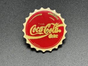 Coca-Cola / Trink Coca-Cola Coke / Pin Image