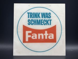 Fanta / Trink Was Schmeckt / Plastic Sign Image