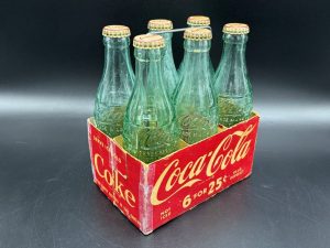 Coca-Cola / 6 Pack Cardboard Carrier / With Wire Handle Image