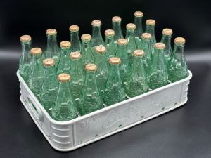 Coca-Cola / 24 Pack Metall Bottle Carrier / Drink CC In Bottles Image